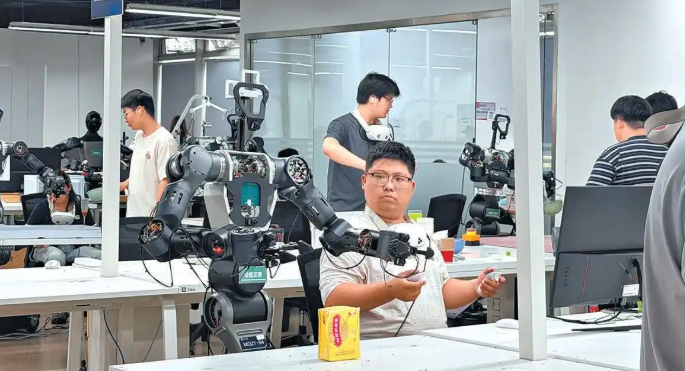 千寻智能破解机器人“金鱼记忆”难题